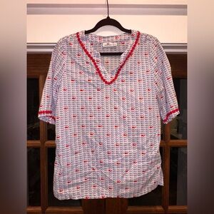 EUC Girls Vineyard Vines Size Large Tunic Top Red and‎ Blue Patterned Blouse